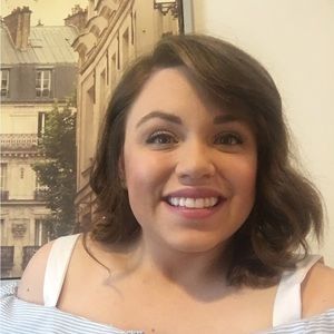 Meet your Posher, Stefany